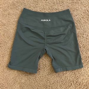 Aurola shorts size M. Only tried on